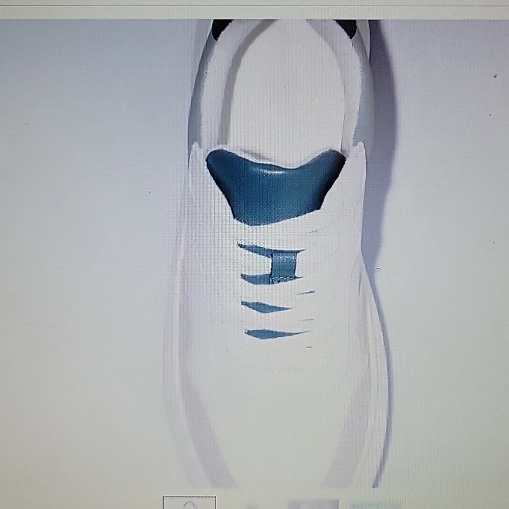 Universal Thread Flora lace up trendy sneakers white blue tan memory foam 8 New - Picture 3 of 6